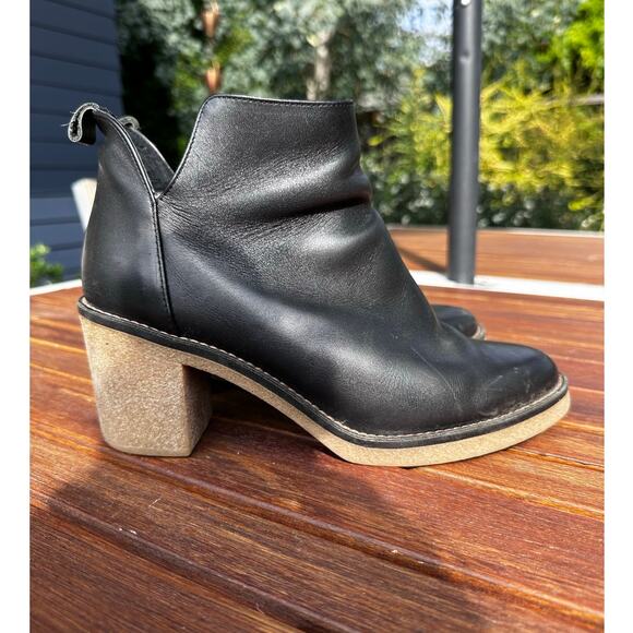 MIDAS Women's Black Leather Heeled Ankle Boots Size EU38/US 7.5-8 - Picture 2 of 8